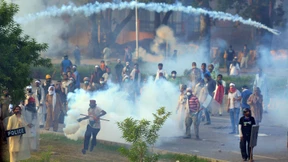 Mehr als 500 Verletzte bei Protesten in Islamabad