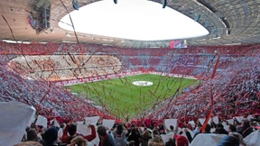 Zahlt der FC Bayern seinen Spielern zu viel Geld?