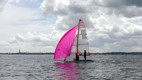 Flaute im olympischen Segelrevier