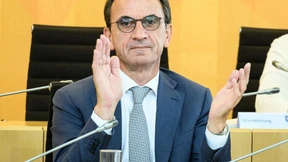 15 zusätzliche Richterstellen