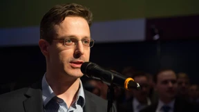 AfD nähert sich fremdenfeindlichem Front National