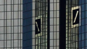 Aufsichtsbehörden nehmen Deutsche Bank unter die Lupe