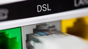 Wettbewerbshüter durchsuchen Büros von Telekomfirmen