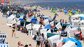 Hände waschen, hoch die Flaschen