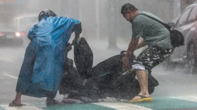 Super-Taifun sorgt in Taiwan für Verwüstung