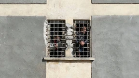 Unwürdige Enge oder sicherer Hafen