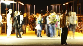 Angetanzt und ausgeraubt