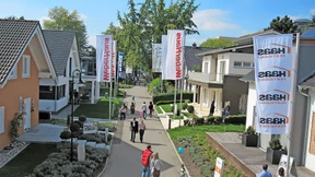 Auf Einkaufstour in einem von Deutschlands Musterhausparks