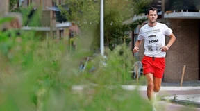 Niederländer läuft von Amsterdam nach Kiew – für einen guten Zweck