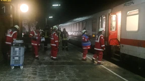 Passagiere müssen Nacht im Zug verbringen