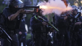 Polizei und Nationalgarde räumen die Innenstadt von Los Angeles