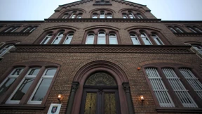 Baby zu Tode geschüttelt: Vater vor Gericht