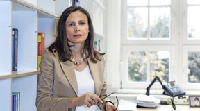 LOEWE-Spitzenprofessur für Informatikerin Mira Mezini