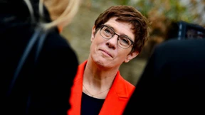 Sie setzt alles auf eine Karte