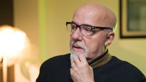 Autor Paulo Coelho bittet Franzosen um Entschuldigung