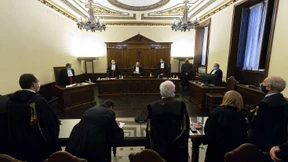 Fast neun Jahre Haft für früheren Bankchef wegen Geldwäsche