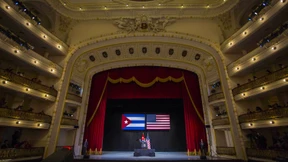 Heller Geschichtsmoment mit dunklen Flecken