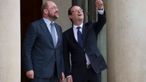 EU-Parlamentspräsident Schulz verteidigt Merkel