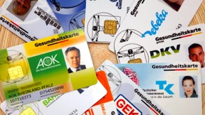 Niedrige Zinsen setzen private Versicherungen unter Druck