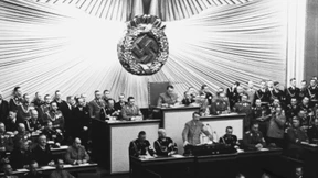 Auschwitz Komitee warnt: Demokratie verteidigen