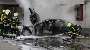Zwei Tote nach Brand auf Autobahnraststätte an A45