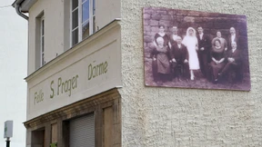 Schweinekopf vor jüdischem Gedenkort abgelegt