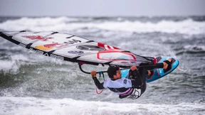 Mit dem Logo zur Kamera