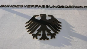 Bezeichnung „rechtsradikal“ von Meinungsfreiheit gedeckt