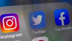 Regierung einigt sich auf Meldepflicht für Hass-Postings im Internet