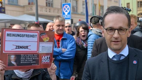 Maas wirft AfD Eingriff in die Religionsfreiheit vor