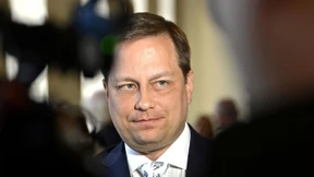 Minister tritt nach neonazistischer Anspielung zurück