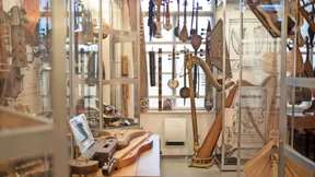 Der Himmel hängt voller Gamben