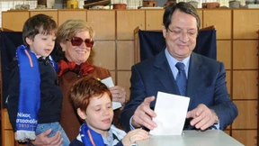 Anastasiades verpasst absolute Mehrheit