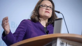 Nahles kündigt neues Rentenpaket an