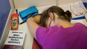 Wer kellnert, zeigt Sozialkompetenz