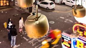 Stadt der zersprungenen Zeit