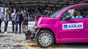 Axa kündigt Verträge zur Unfall-Kombirente