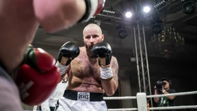 Sobald er wieder stehen konnte, zog es Ruslan in die Boxhalle