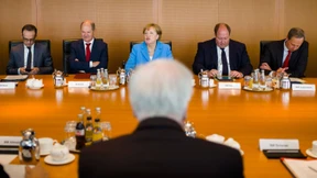 Fußballfieber gegen die Regierungskrise