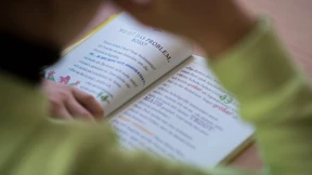 Was wunderst du dich, dass ich nicht gut lesen kann?