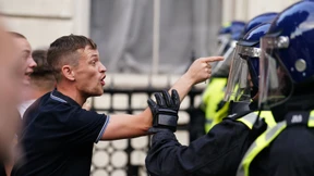 100 Festnahmen bei rechten Krawallen in London