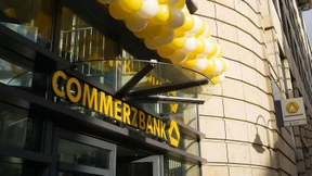 Drei große Bieter für Commerzbank-Sparte