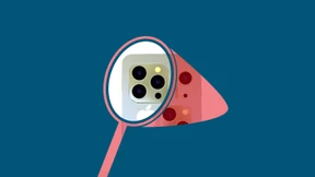 Ein iPhone mit Lenkrad