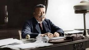 Früher „Novemberverbrecher“, heute „Volksverräter“