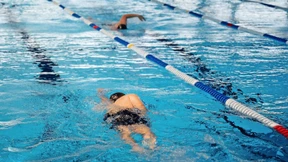 Stadt Frankfurt macht neu eröffnetes Schwimmbad schon wieder zu