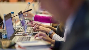 KI macht europäische Unternehmen um 4 Prozent produktiver