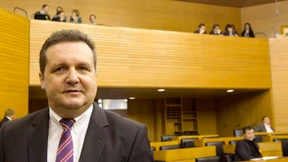 Mappus hat Kaufpreis für ENBW ohne Wertgutachen zugesagt 