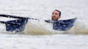 Schwimmer stoppt Boat Race