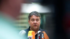 Regierung und Opposition streiten über Europapolitik