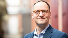 Tischtelefon und Tinder